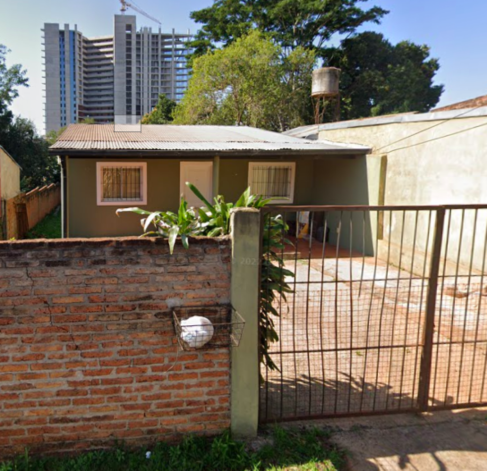 CASA EN VENTA - Z/ HOSPITAL POSADAS