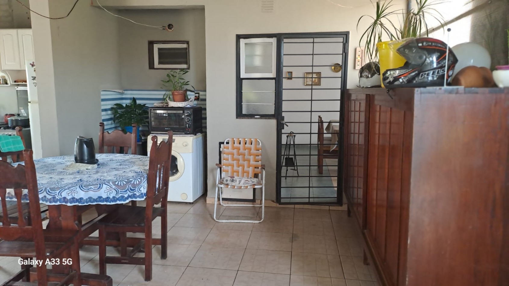 CASA EN VENTA - SE RECIBE VEHICULO COMO PARTE DE PAGO 
