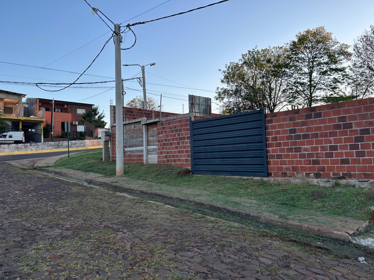 TERRENO EN ESQUINA EN VENTA 