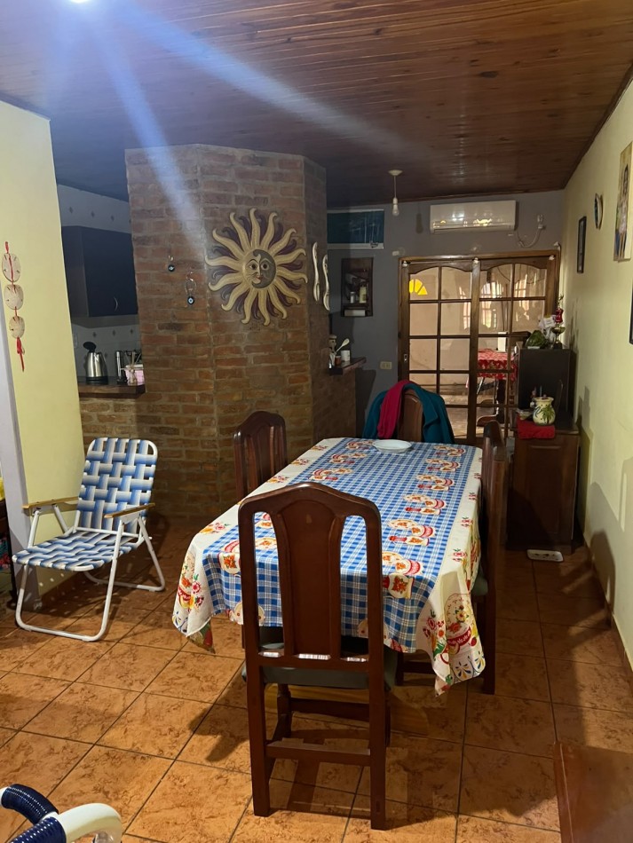 Casa en venta con departamento independiente