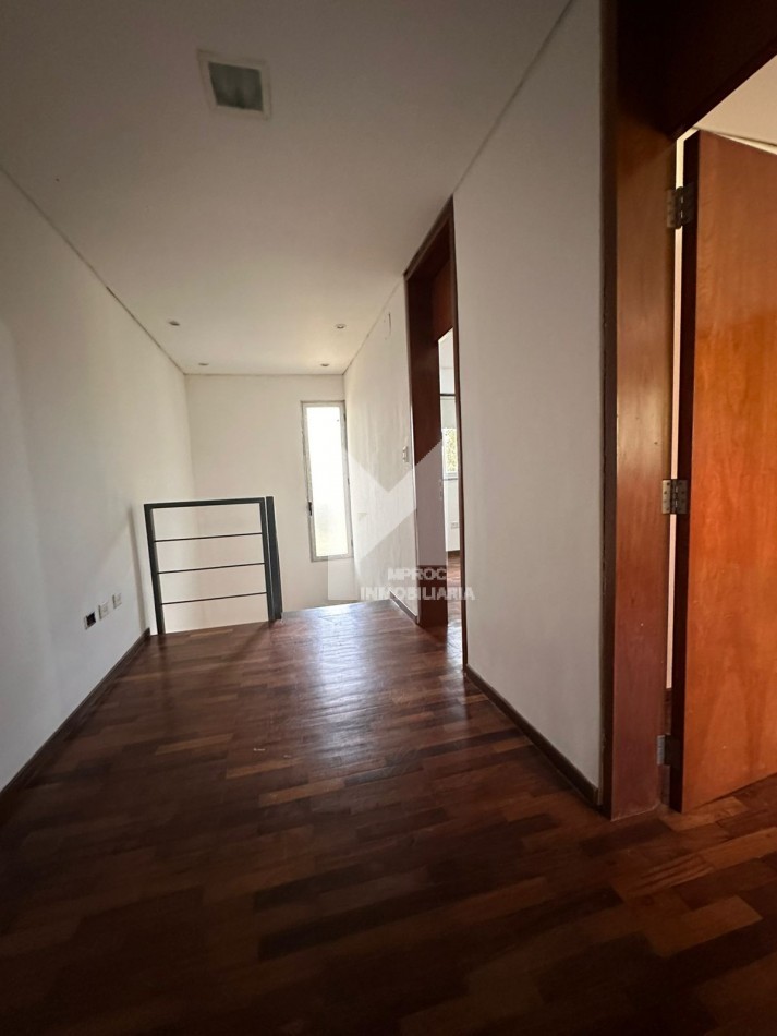 CASA EN ALQUILER - GARUPA 