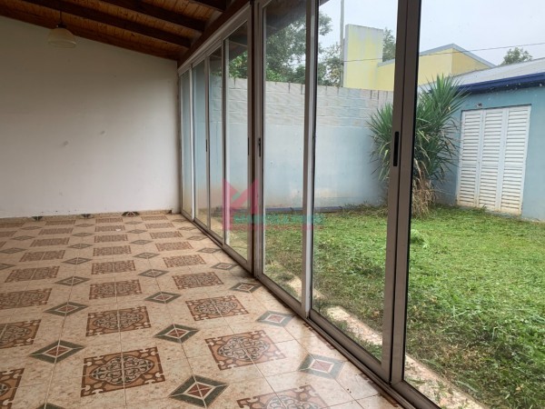 CASA EN VENTA - POSADAS 