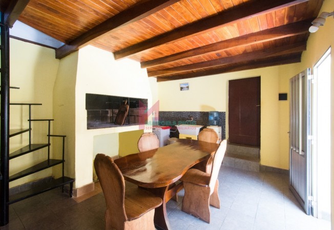 CASA EN VENTA - OBERA