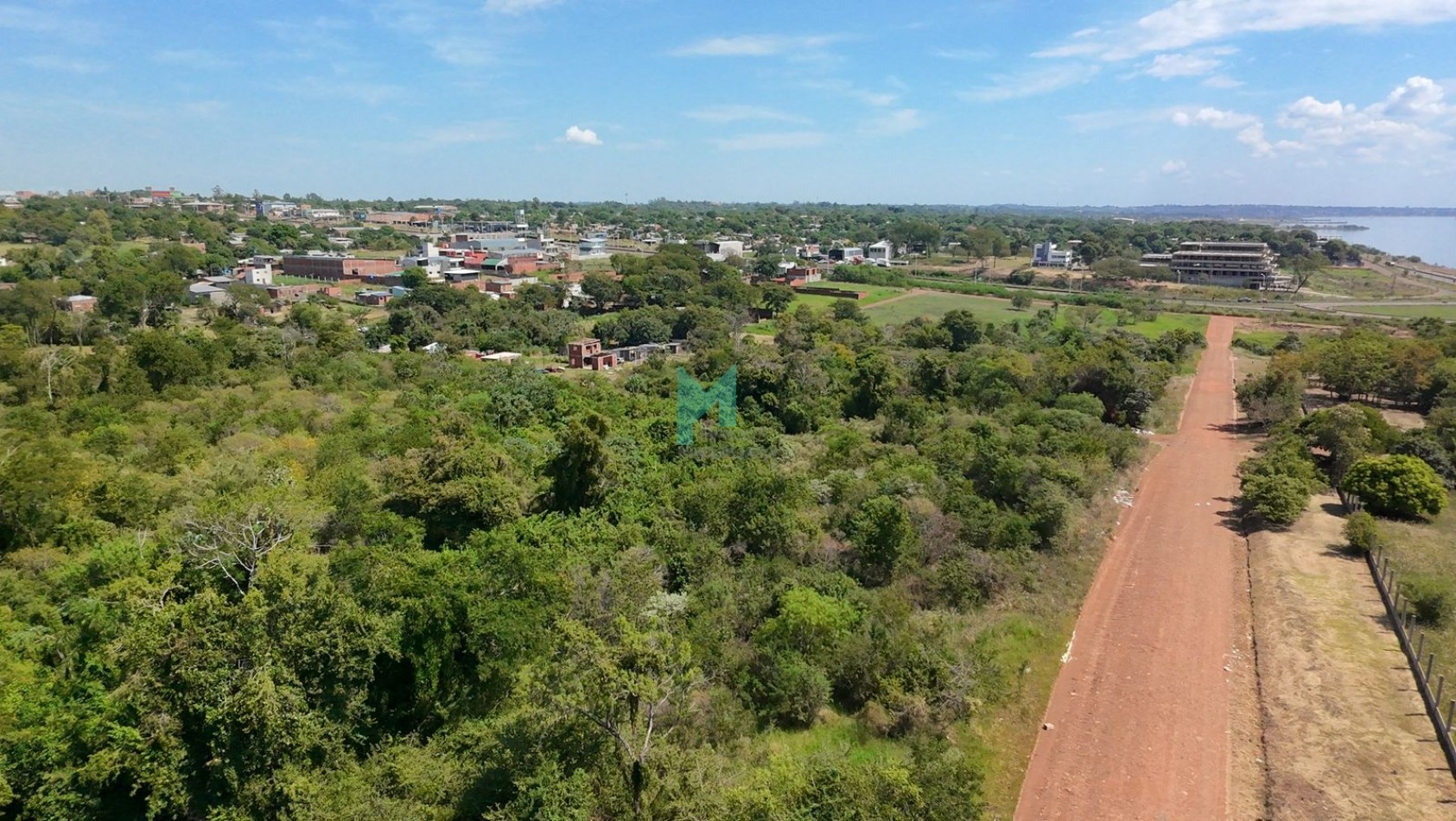 HECTAREAS EN VENTA - ACCESO SUR GARUPA